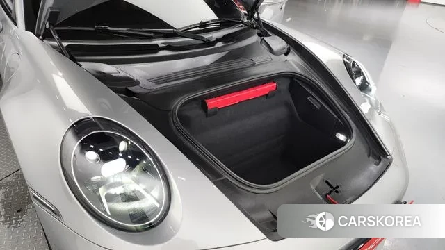 Porsche 911(992) id 3120156 из Кореи 16