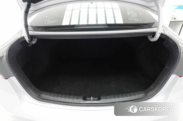 Hyundai Avante AD id 4269399 из Кореи 16