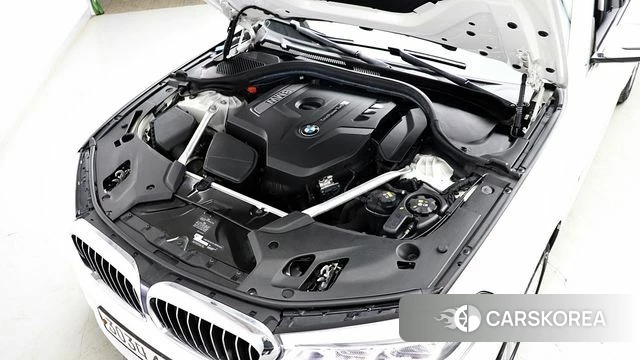 BMW 5 Series (G30) id 4574429 из Кореи 16