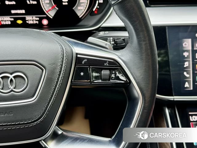 Audi A8 id 4342204 из Китая 35