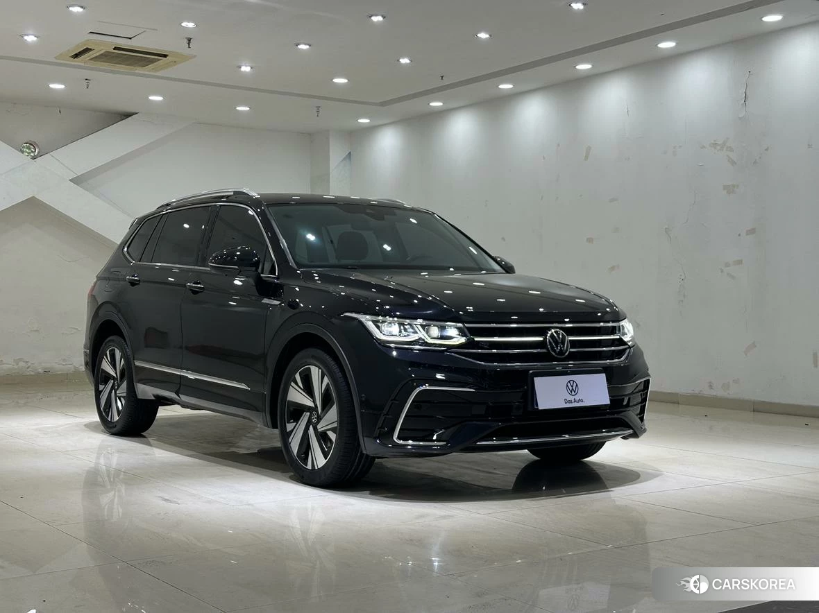 Volkswagen Tiguan L id 4498966 из Китая 10
