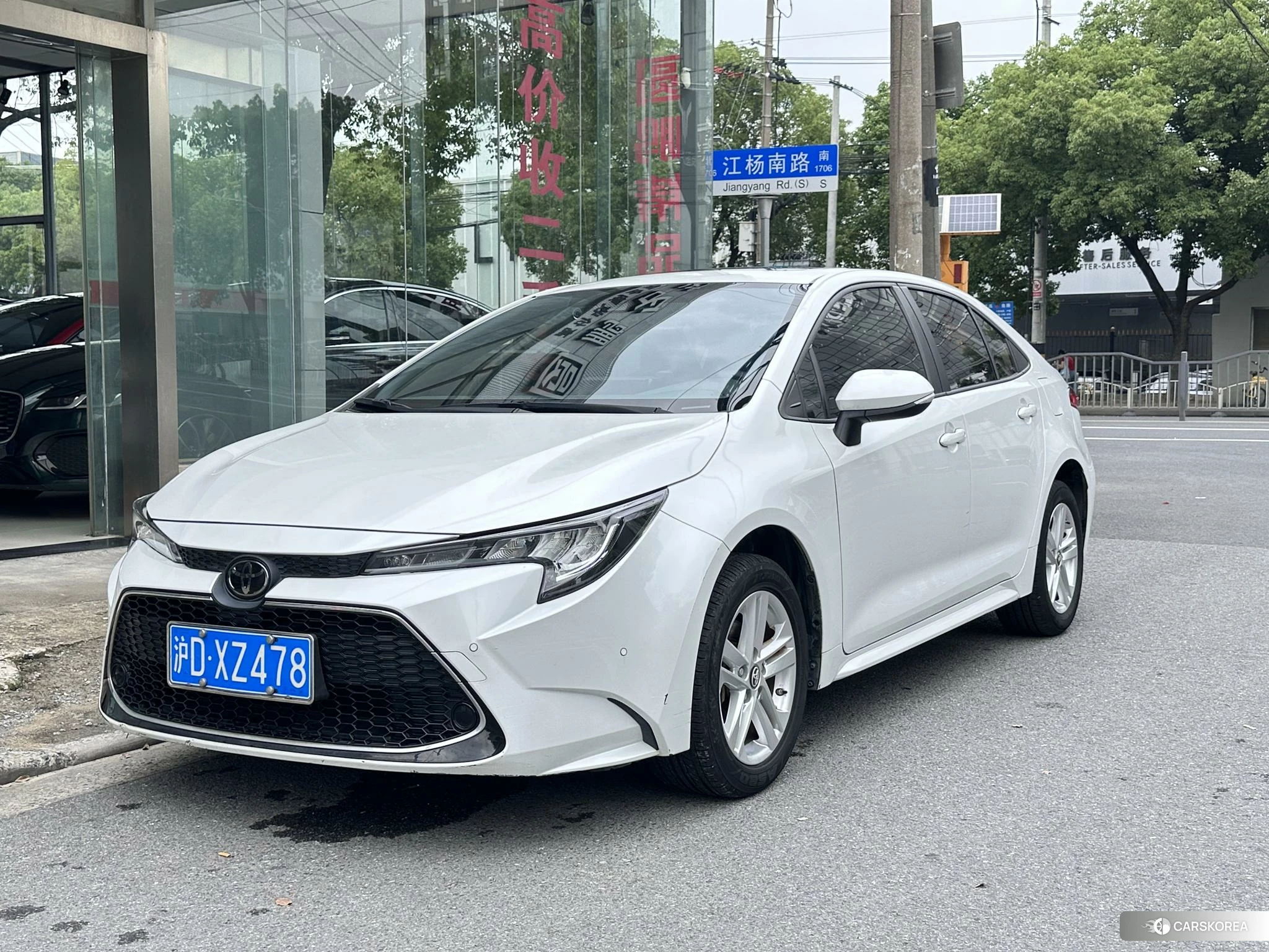 Toyota Levin id 4486143 из Китая 10