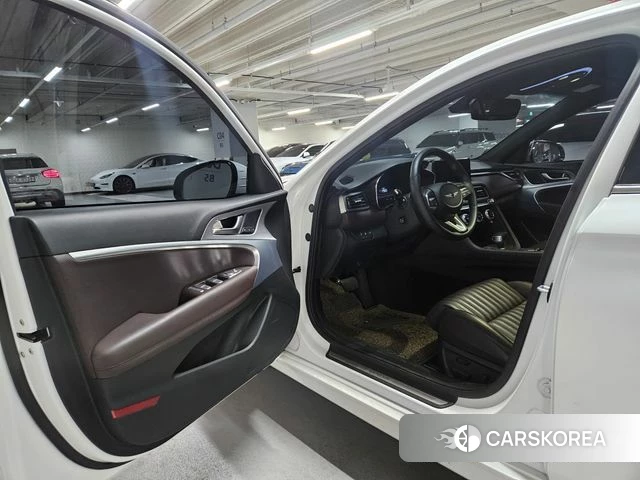 Genesis The New G70 id 3859027 из Кореи 16