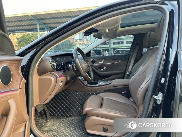 Mercedes-Benz E-class id 4335037 из Китая 14