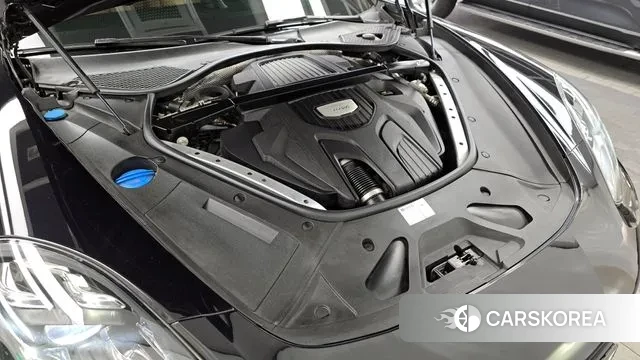 Porsche Panamera (971) id 2902425 из Кореи 16