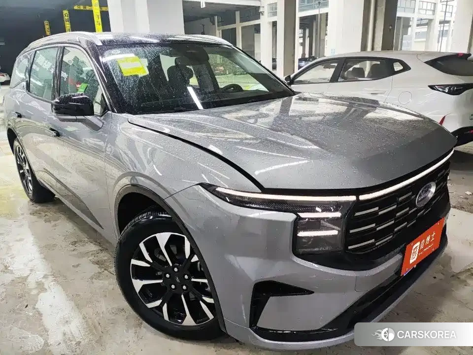 Ford Edge 2025 Silver/gray из Китая, фото 6