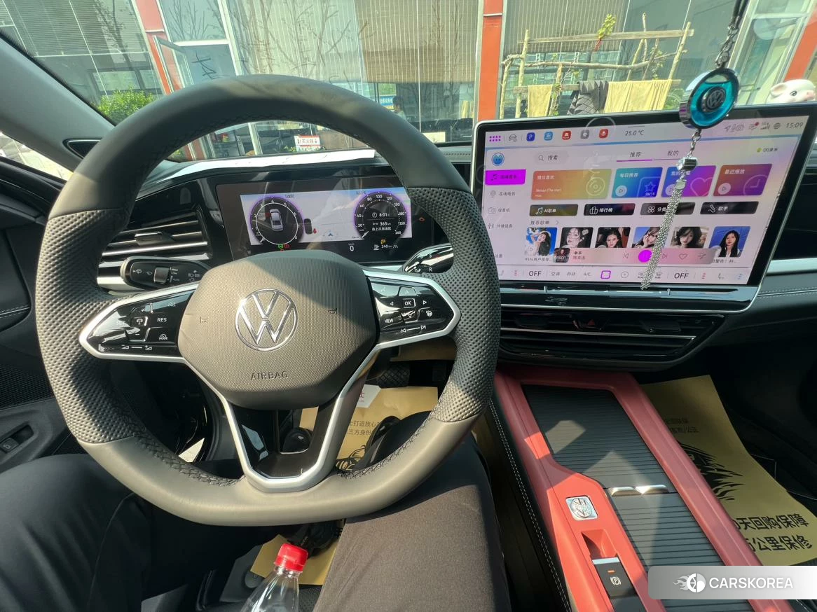 Volkswagen Passat id 4485532 из Китая 8