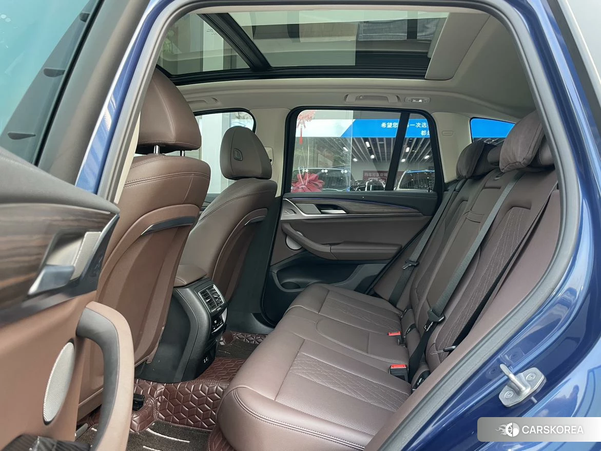 BMW X3 id 4512850 из Китая 15