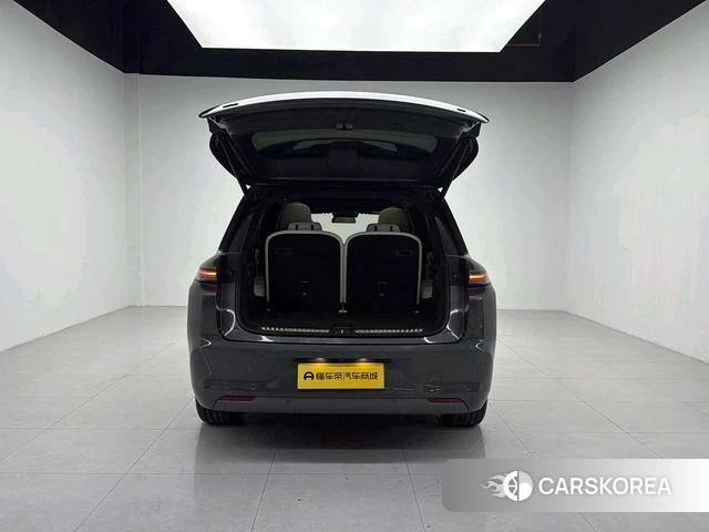 Ideal car Ideal L8 id 4219339 из Китая 16