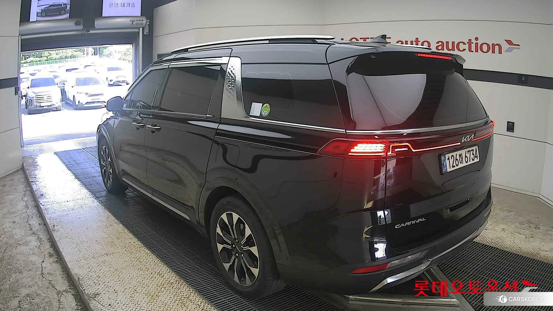 Kia Carnival id 4504365 из Кореи 33