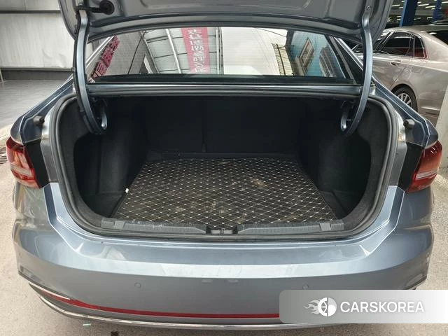Volkswagen Lavida id 4272427 из Китая 11