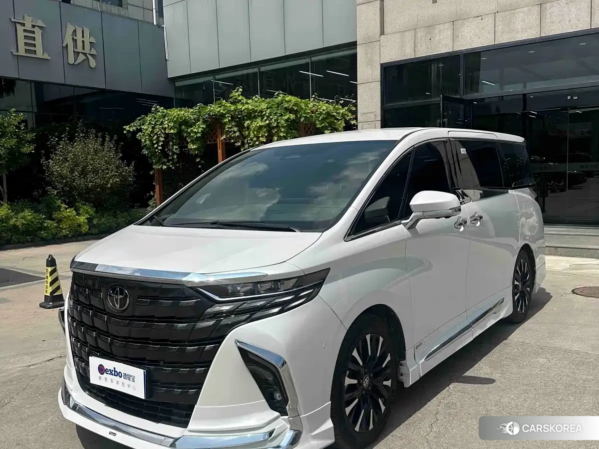 Toyota Elfa 2024 Белый из Китая, фото 6