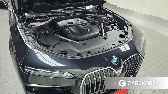 BMW 7 Series (G70) id 4630575 из Кореи 30