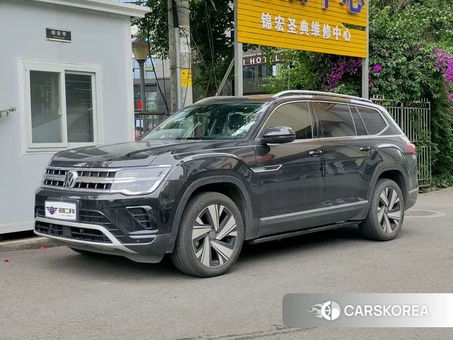 Volkswagen Tourang 2022 Черный из Китая, фото 6