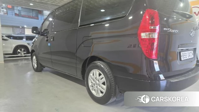 Hyundai The New Grand Starex id 4446416 из Кореи 16
