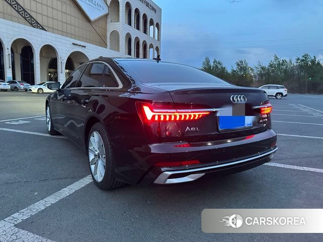 Audi A6L id 4313570 из Китая 8