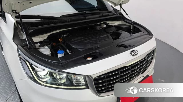 Kia The New Carnival id 4895238 из Кореи 16
