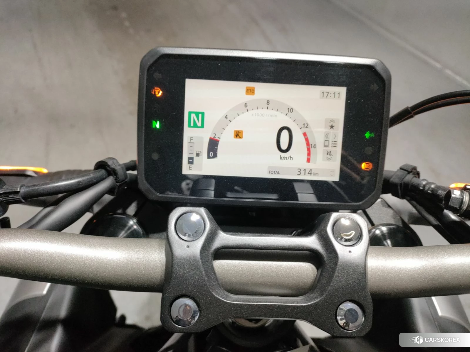 Honda CB650R E-CLUTCH id 3949845 из Японии 6