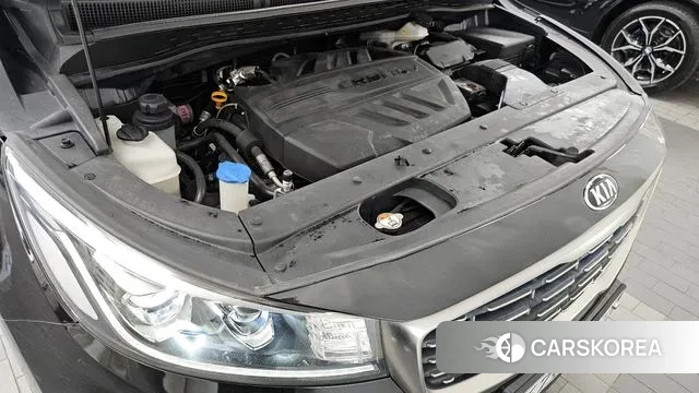 Kia The New Carnival id 2995637 из Кореи 16