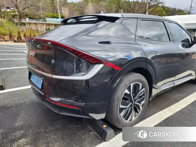 Kia EV6 id 3735123 из Кореи 13