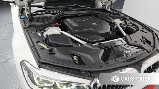 BMW 5 Series (G30) id 4520715 из Кореи 29