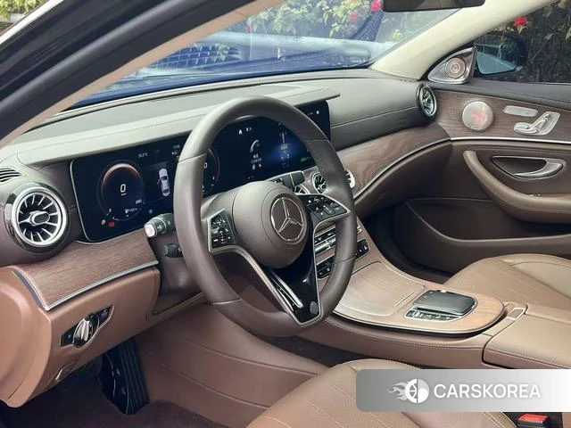 Mercedes-Benz E-class id 4277713 из Китая 18