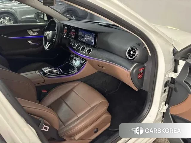 Mercedes-Benz E-Class W213 id 3098184 из Кореи 16