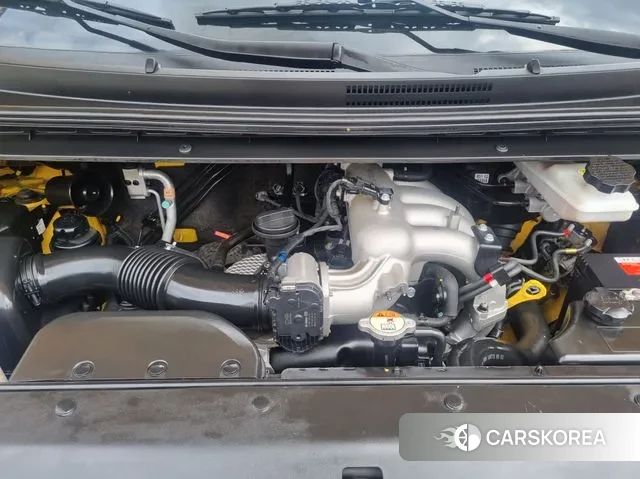 Hyundai The New Grand Starex id 3034198 из Кореи 16