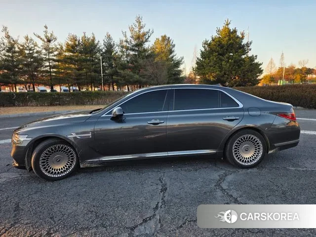 Genesis G90 id 3546170 из Кореи 16