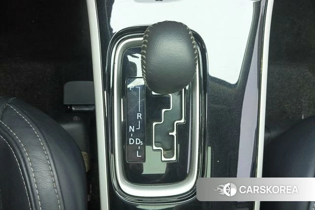 Mitsubishi  Outlander id 4213283 из Китая 13