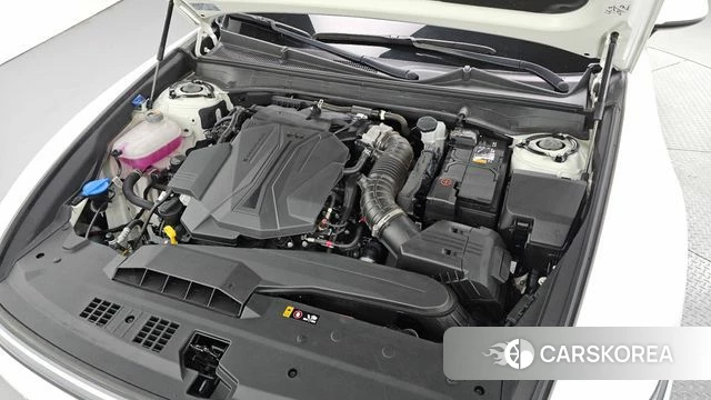 Hyundai Grandeur (GN7) id 4336788 из Кореи 27