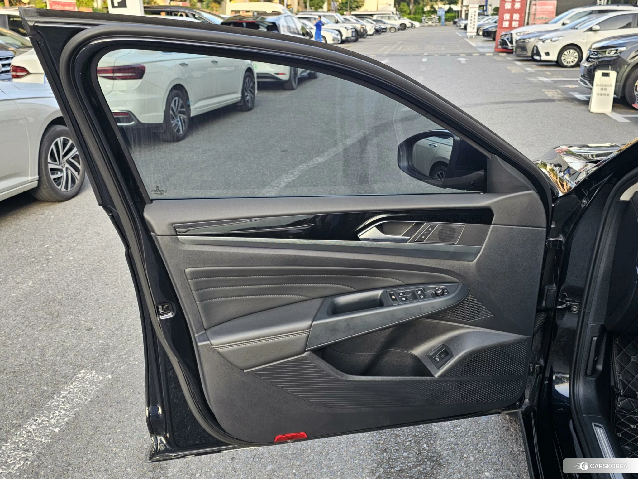 Volkswagen Passat id 4440476 из Китая 18