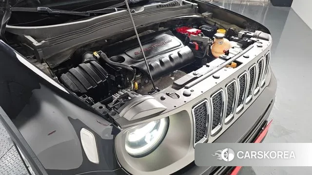 Jeep Renegade id 3626031 из Кореи 16