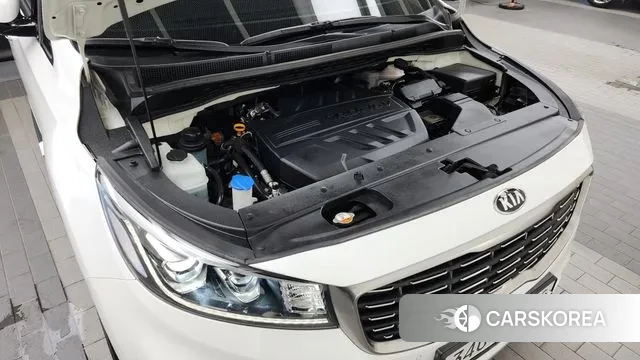 Kia The New Carnival id 3060359 из Кореи 16