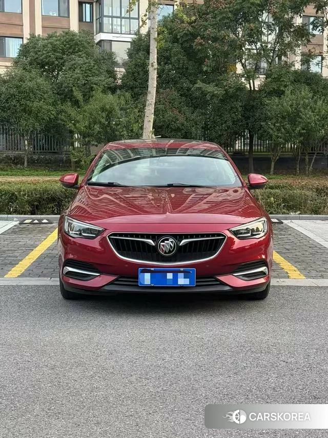 Buick Regal 2018 Красный из Китая, фото 6