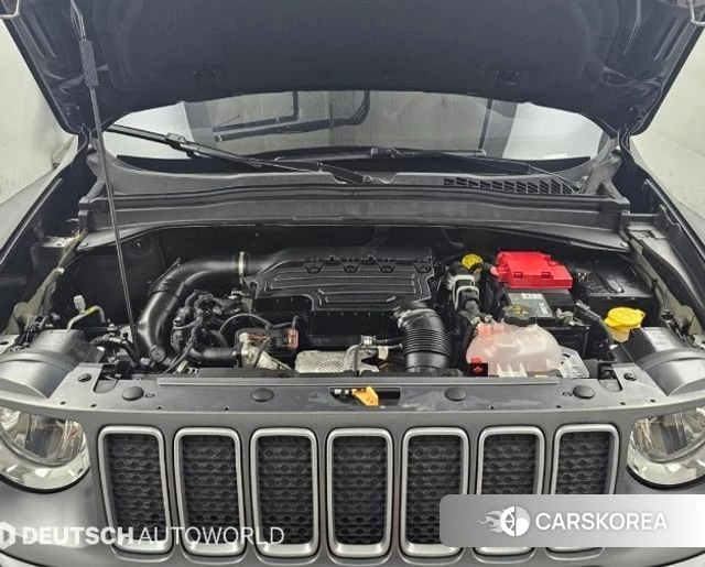 Jeep Renegade id 4893742 из Кореи 16