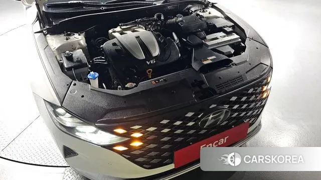 Hyundai The New Grandeur IG id 3291523 из Кореи 16