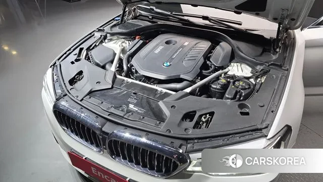 BMW 5 Series (G30) id 3402681 из Кореи 16