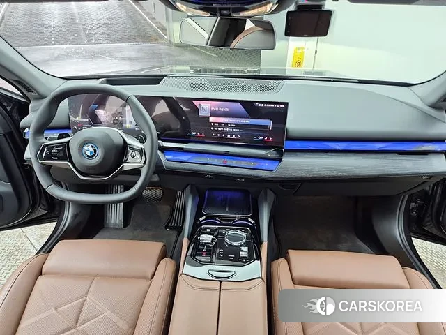 BMW 5 Series (G60) id 3477289 из Кореи 16