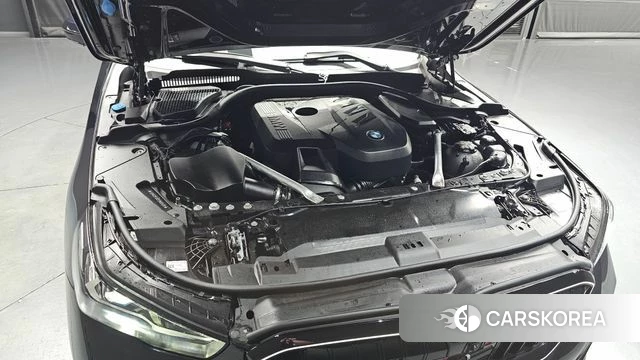 BMW 5 Series (G60) id 4847179 из Кореи 27