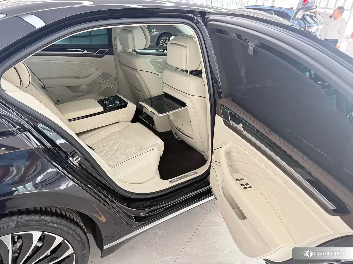 Volkswagen Phideon id 4538579 из Китая 13