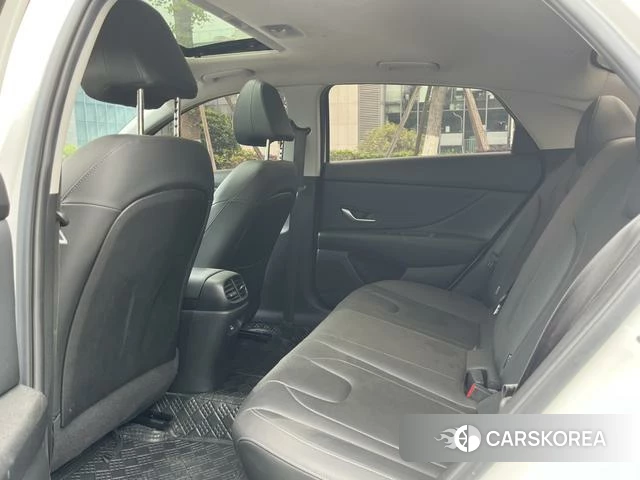Hyundai Elantra id 4274675 из Китая 12
