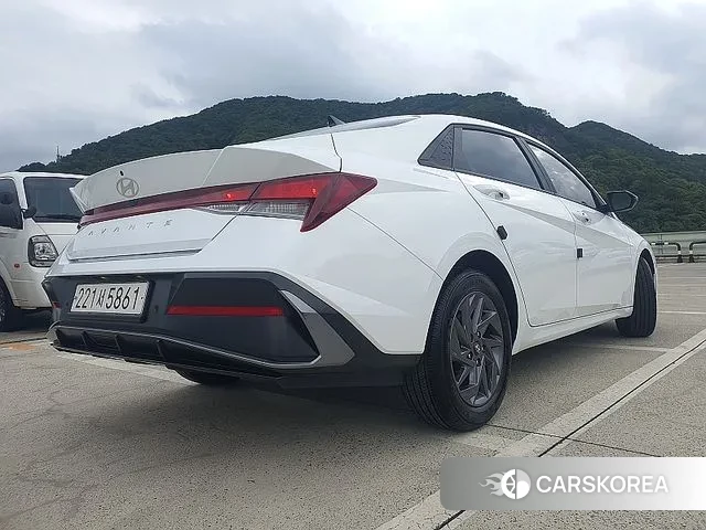 Hyundai The New Avante (CN7) id 2930147 из Кореи 16