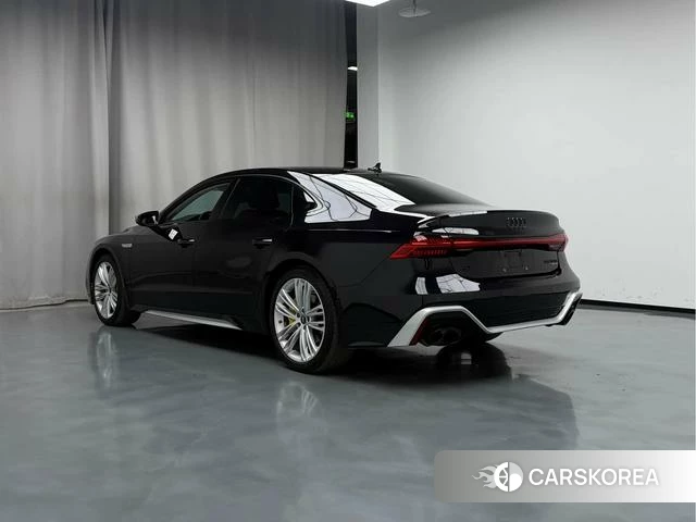 Audi A7L id 4300881 из Китая 22