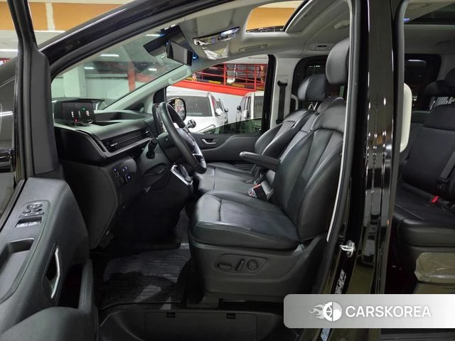 Hyundai Staria id 4513088 из Кореи 16