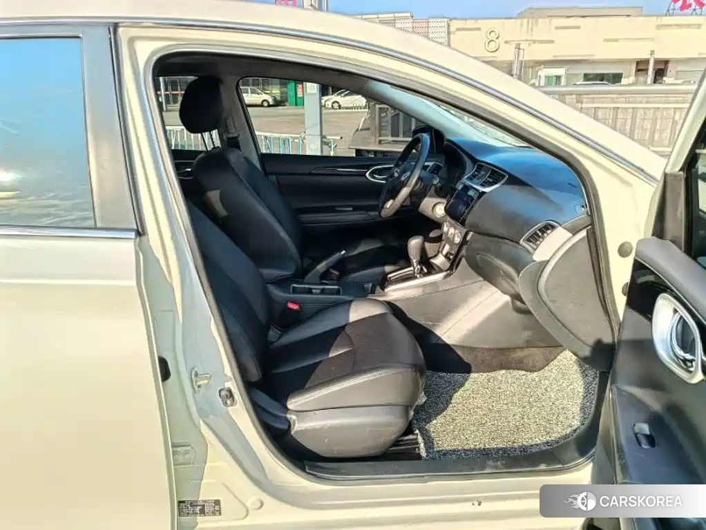 Nissan Sylphy 2023 Белый из Китая, фото 6