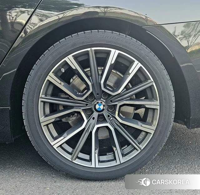 BMW 7 series id 4257418 из Китая 18