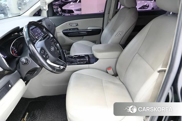 Kia The New Carnival id 4310992 из Кореи 15
