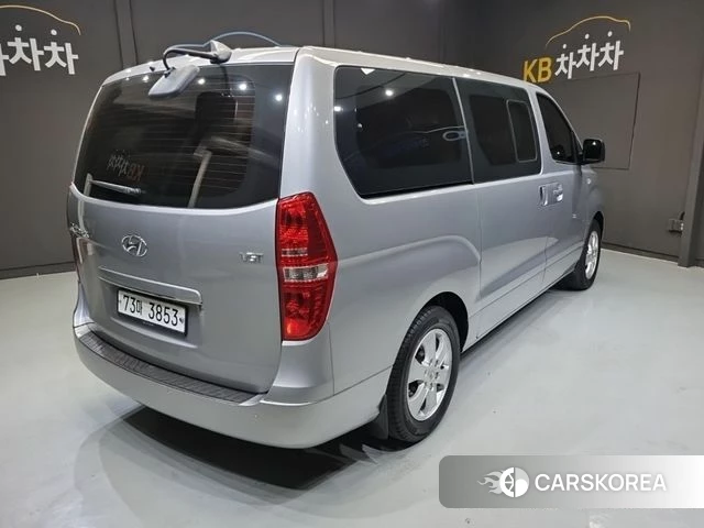 Hyundai The New Grand Starex id 4371474 из Кореи 16