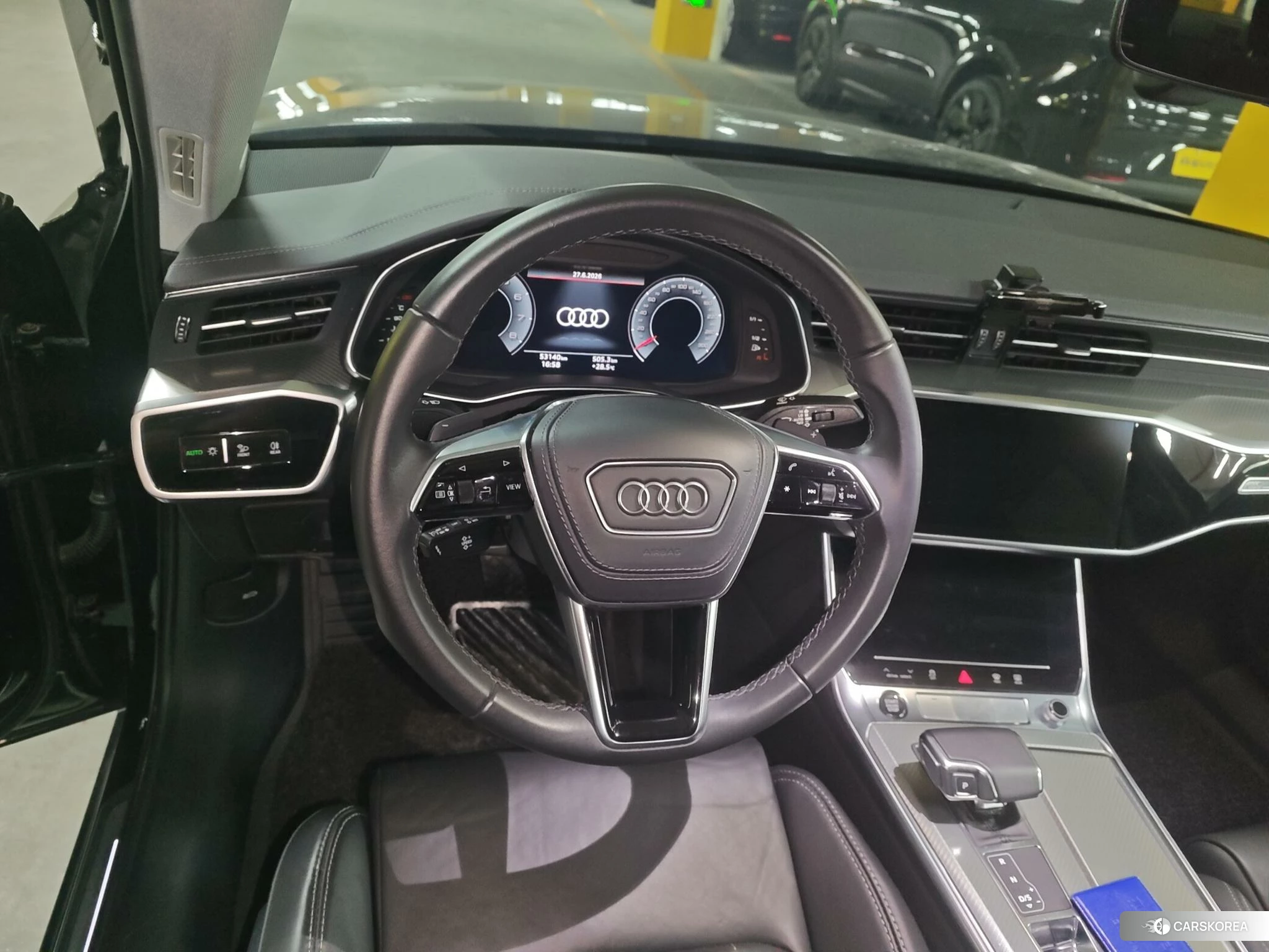 Audi A6L id 4512703 из Китая 17